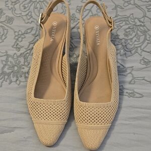 Women's Tan Slingback Shoes